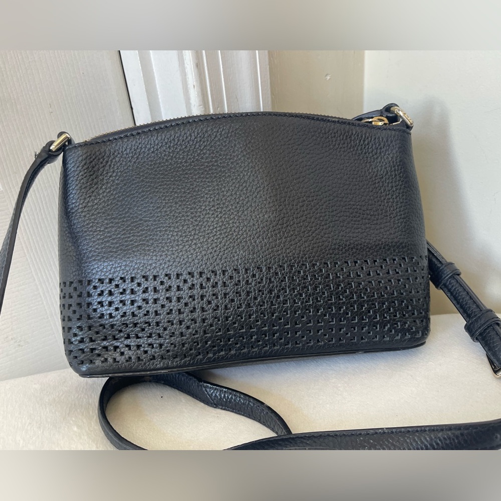 kate spade black pebbled leather crossbody with perforated detail EUC - Picture 10 of 10